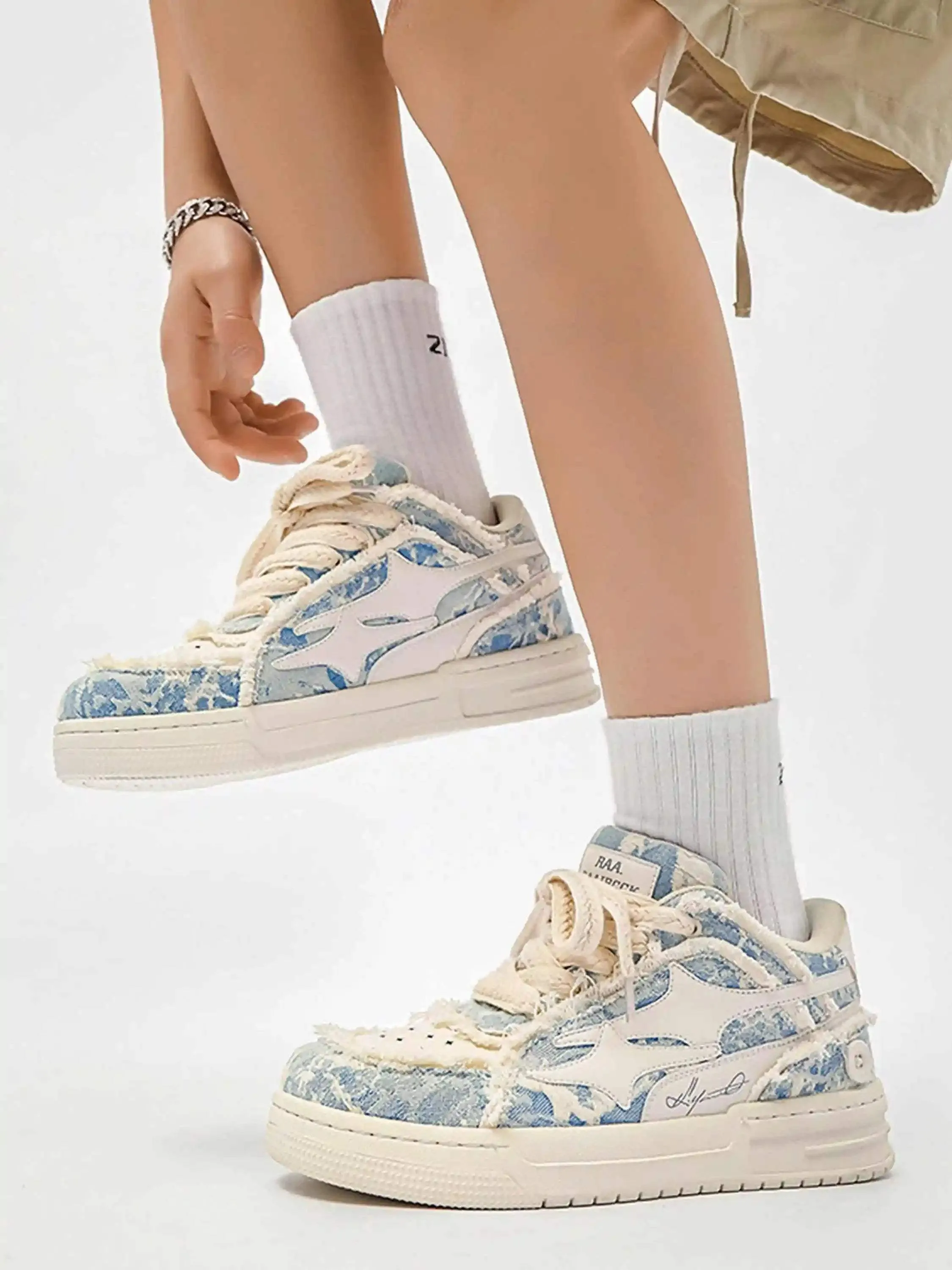 Disguisen Couple Small Fragrance Style Blue Denim Sneakers