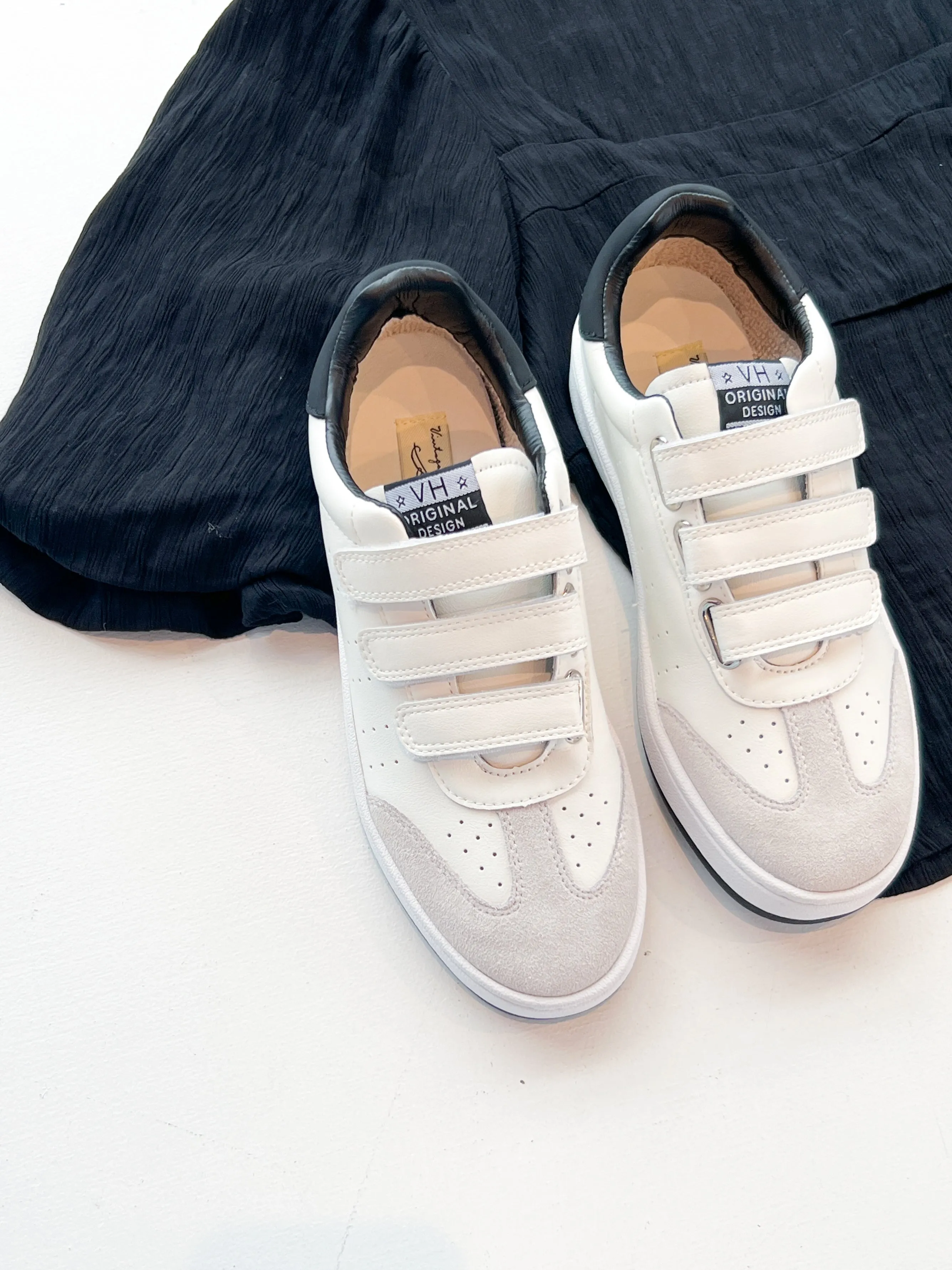 Ease Three Strap Sneaker