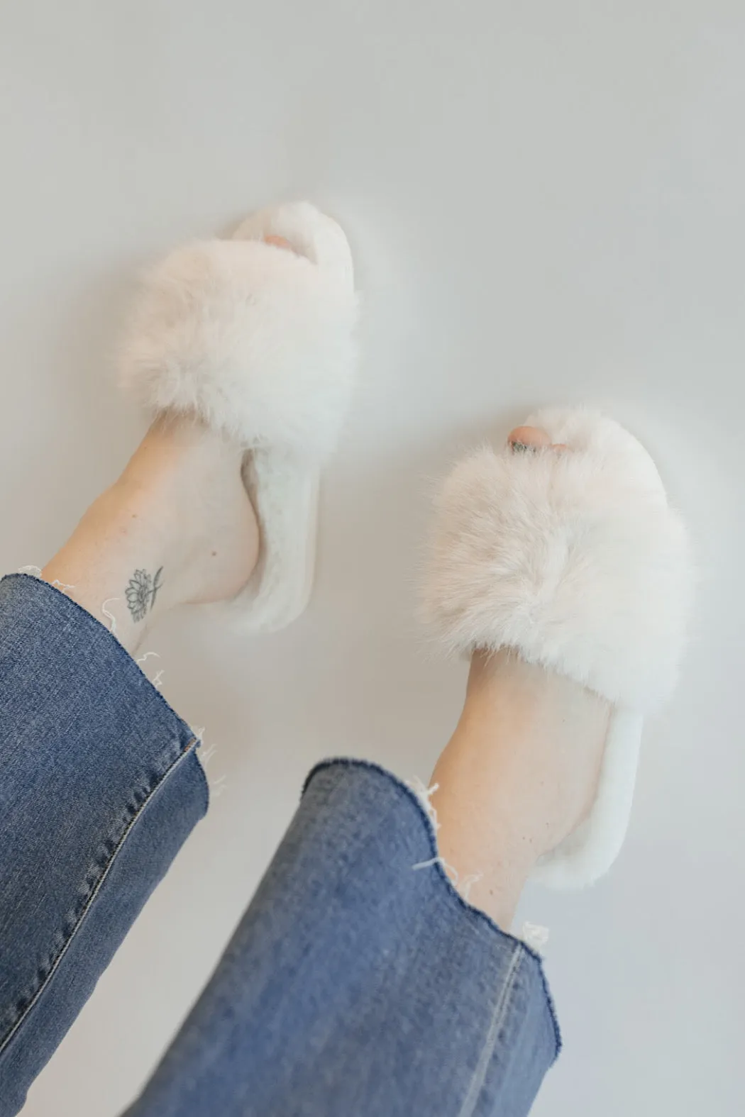 Faux Fur Comfy Slippers