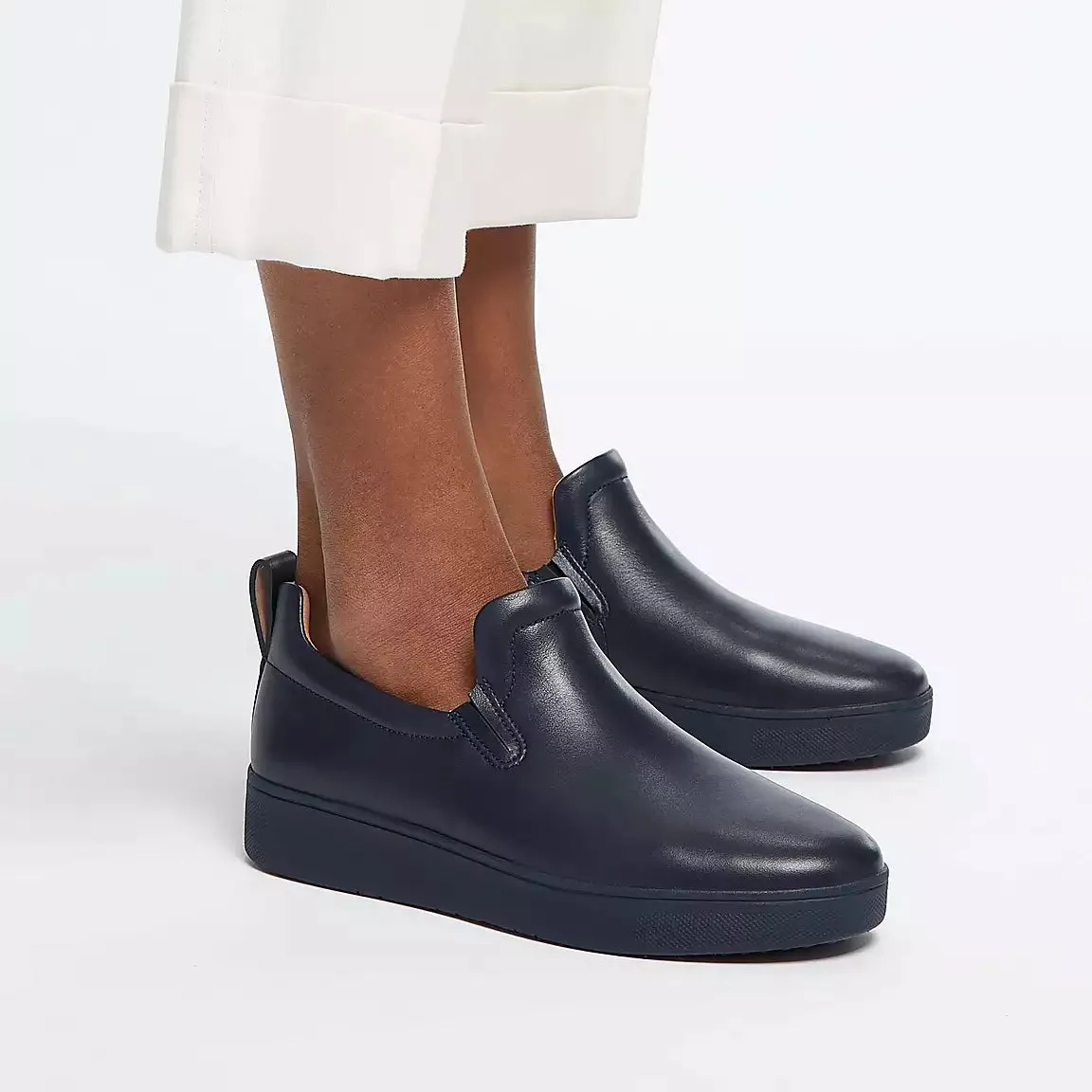FitFlop RALLY Leather Slip-On Skate Trainers